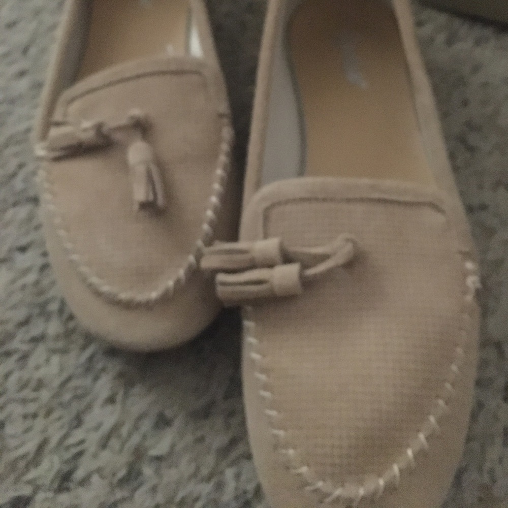 Size 11 taupe shoes